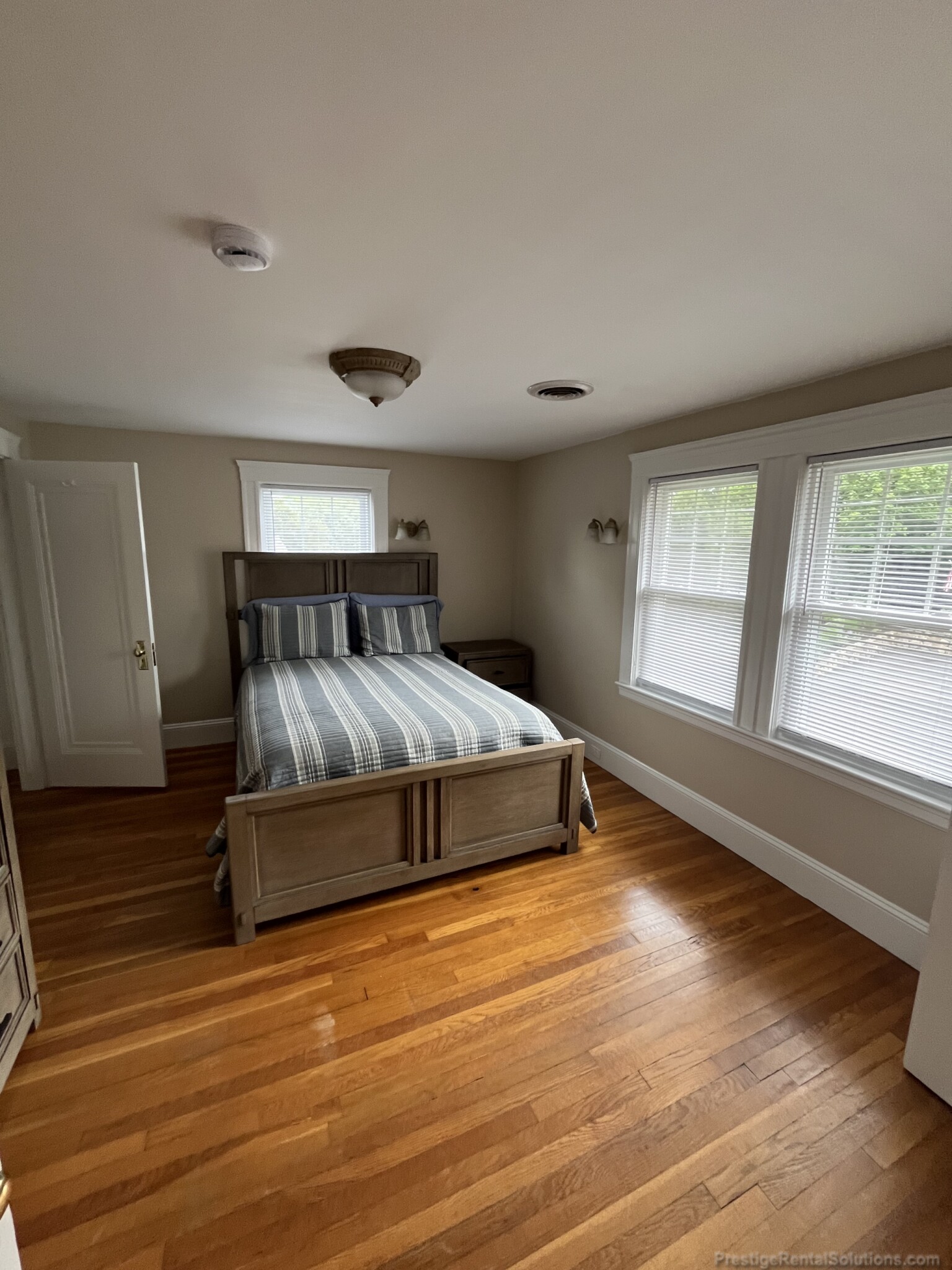 3.5 bed, 2 bath apartment for rent at 78 Commonwealth Ave Unit 1, Dedham — photo 26 of 37