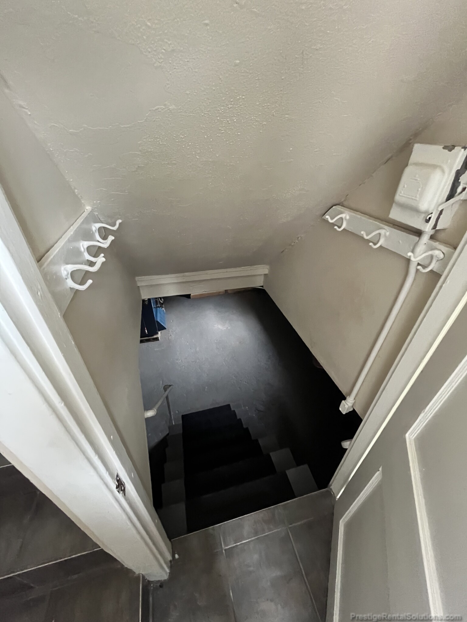 3.5 bed, 2 bath apartment for rent at 78 Commonwealth Ave Unit 1, Dedham — photo 14 of 37