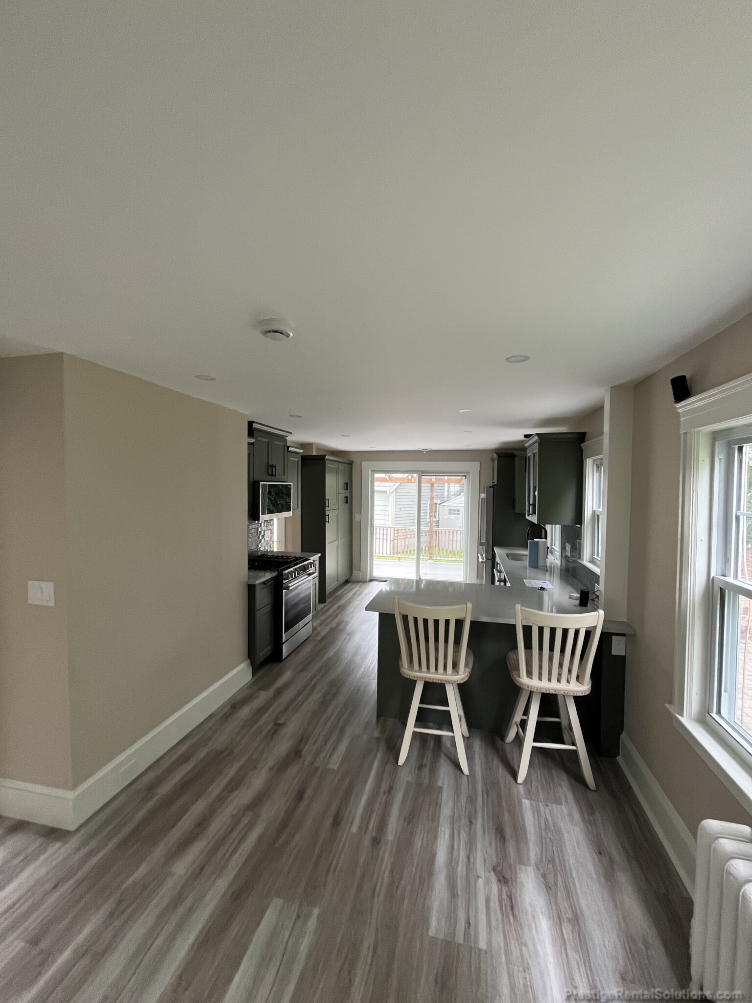 3.5 bed, 2 bath apartment for rent at 78 Commonwealth Ave Unit 1, Dedham — photo 7 of 37