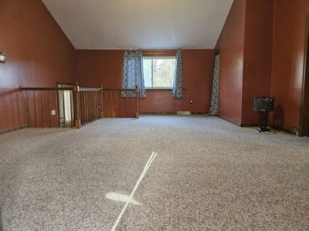 3 bed, 1 bath apartment for rent at 78 Cook St Unit 0, Billerica — photo 4 of 13