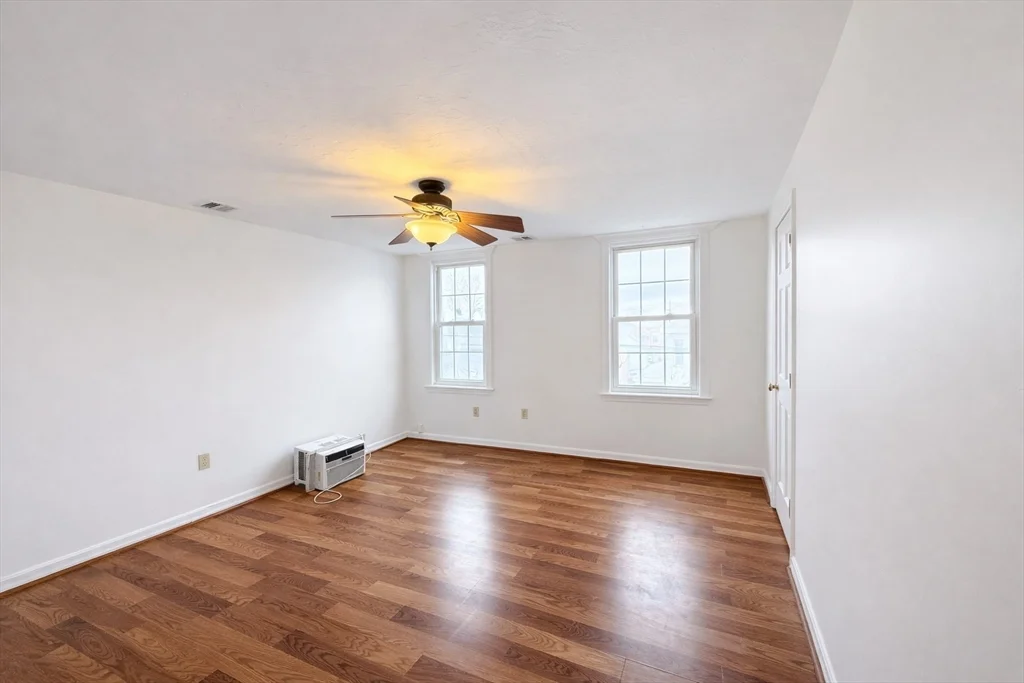 2 bed, 1 bath apartment for rent at 78 Dalby St Unit 3, Nonantum — photo 25 of 29