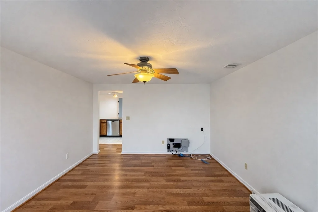 2 bed, 1 bath apartment for rent at 78 Dalby St Unit 3, Nonantum — photo 23 of 29