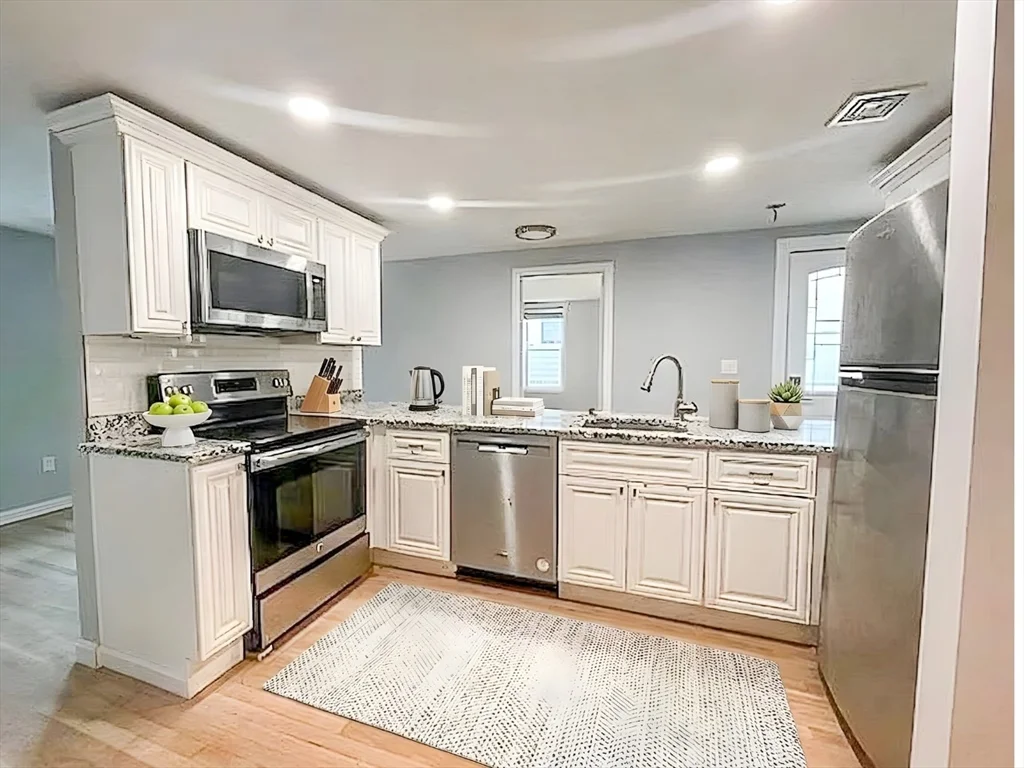 2 bed, 1 bath apartment for rent at 78 Dalby St Unit 4, Nonantum