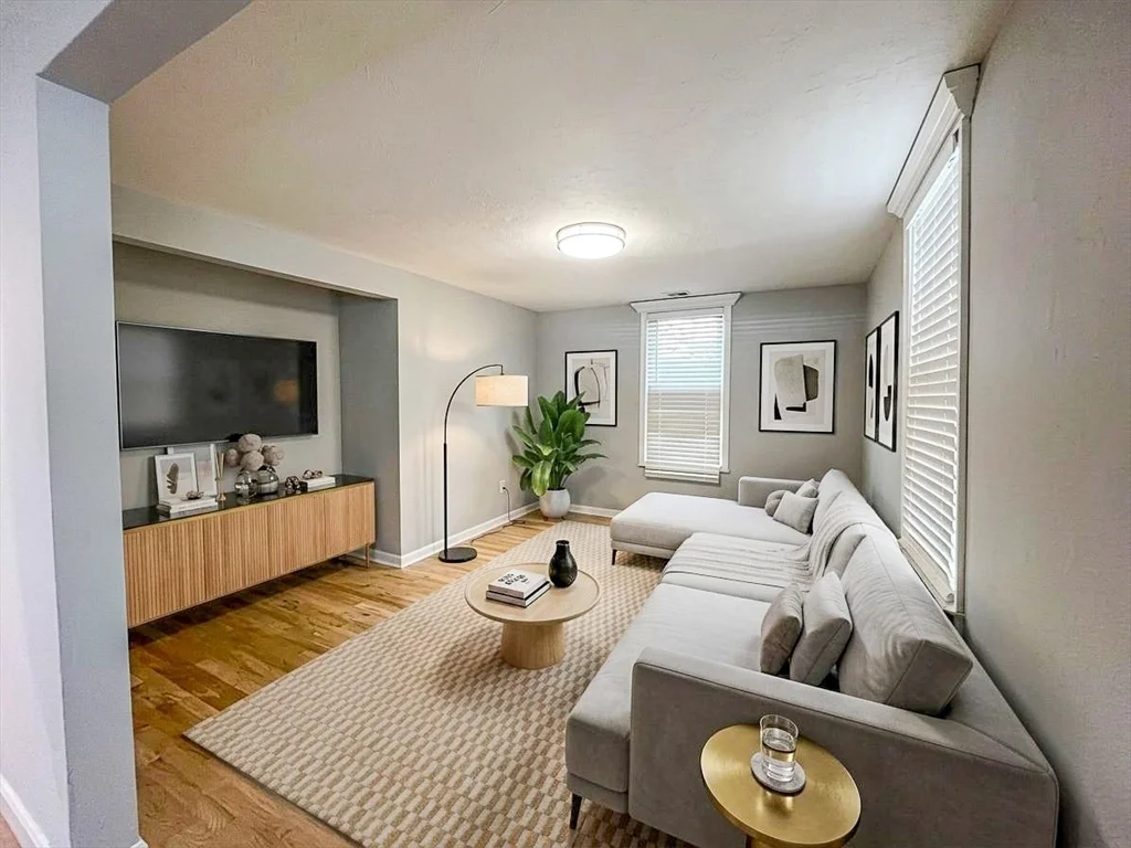 2 bed, 1 bath apartment for rent at 78 Dalby St Unit 4, Nonantum — photo 3 of 11