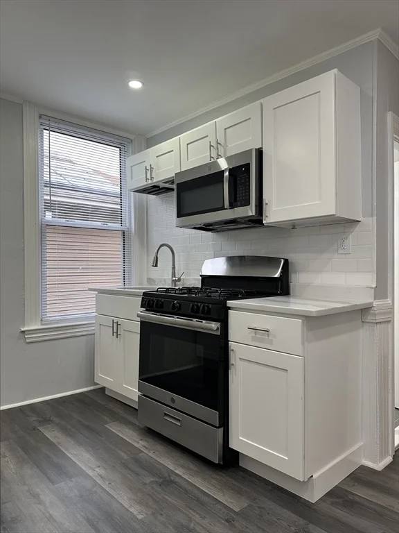 2 bed, 1 bath apartment for rent at 78 Dix Unit 2, Dorchester — photo 5 of 12