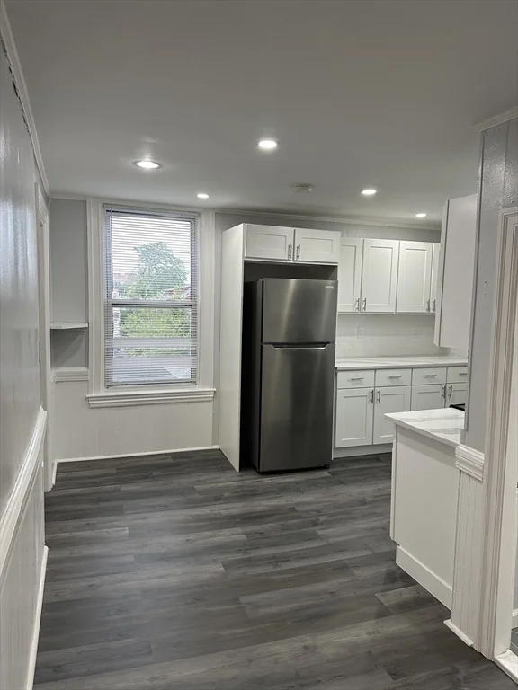 2 bed, 1 bath apartment for rent at 78 Dix Unit 3, Dorchester — photo 6 of 21