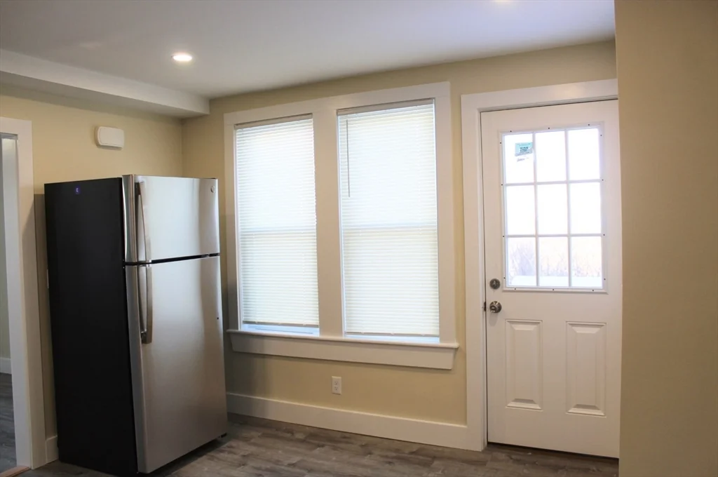 2 bed, 1 bath apartment for rent at 78 Endicott St Unit 1L, Peabody — photo 4 of 15