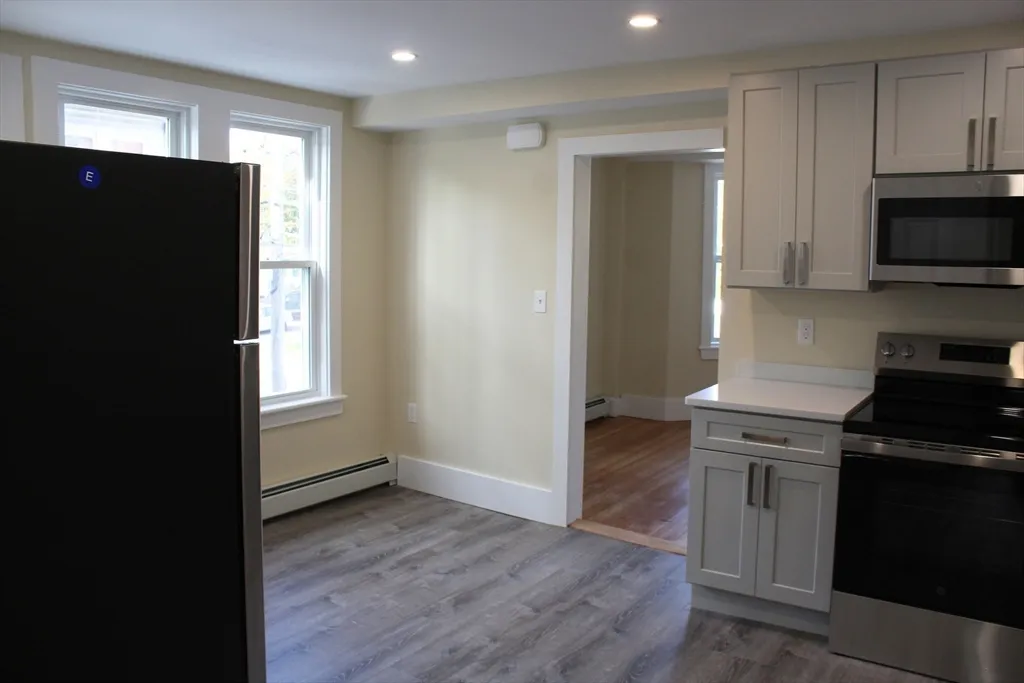 2 bed, 1 bath apartment for rent at 78 Endicott St Unit 1R, Peabody — photo 4 of 15