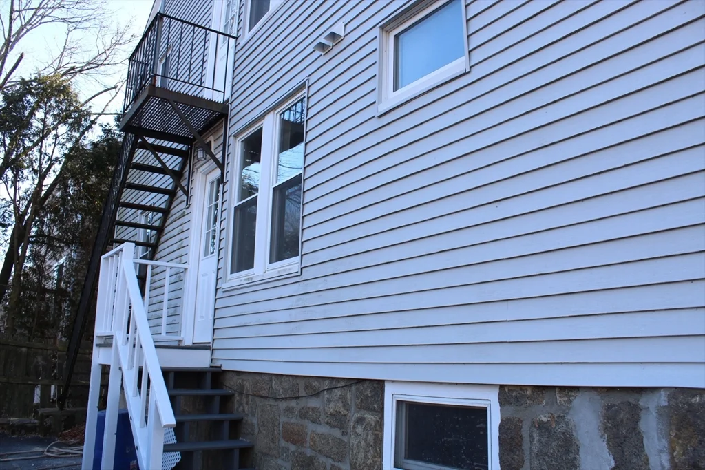 2 bed, 1 bath apartment for rent at 78 Endicott St Unit 2L, Peabody — photo 16 of 16