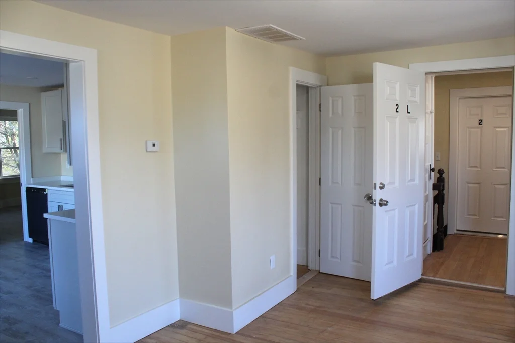 2 bed, 1 bath apartment for rent at 78 Endicott St Unit 2L, Peabody — photo 11 of 16