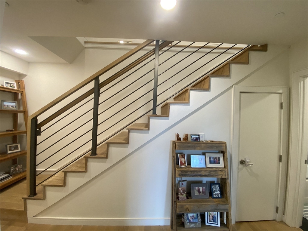 3 bed, 2 bath apartment for rent at 78 Fort Ave Unit 78, Roxbury — photo 25 of 36