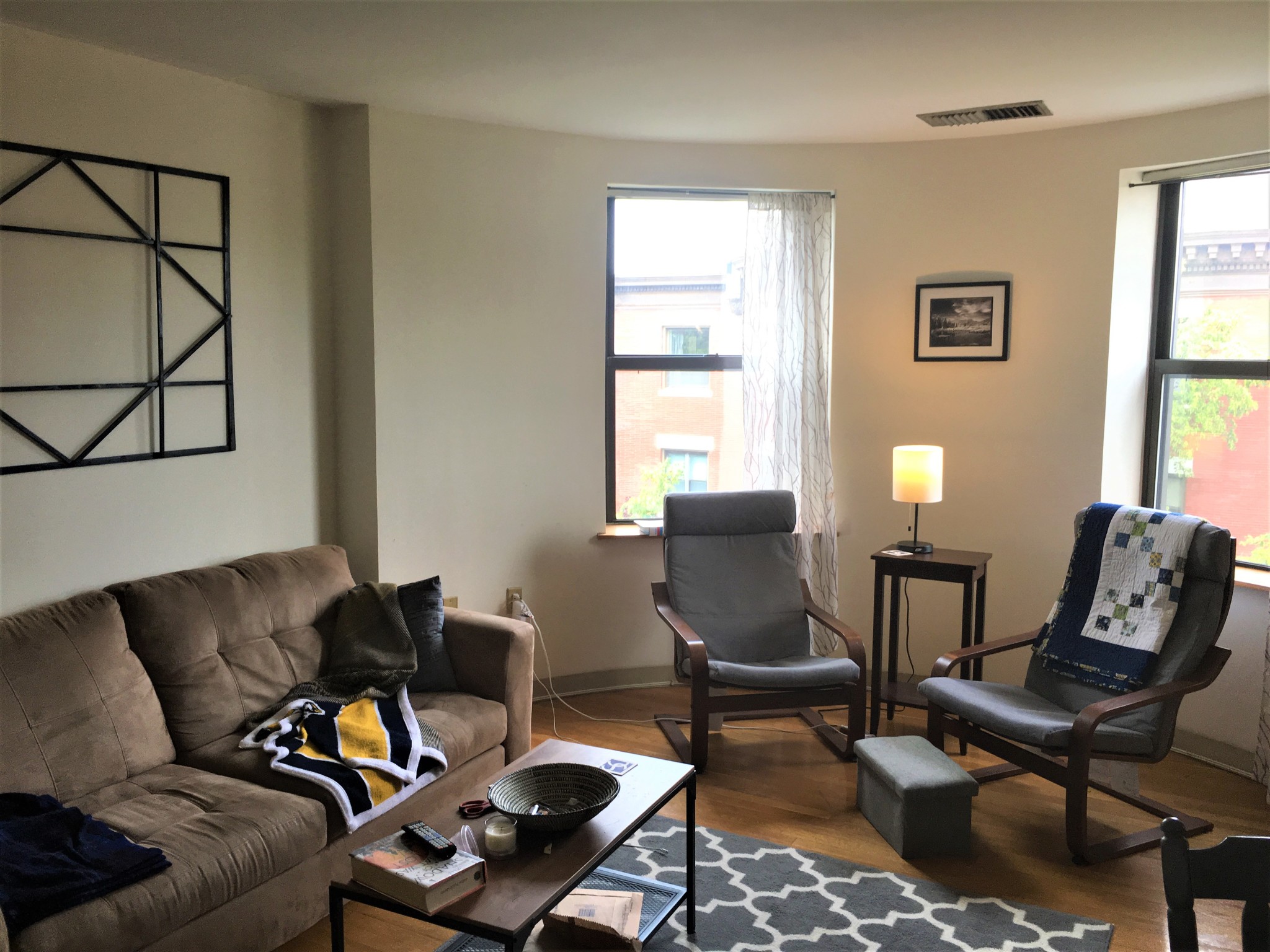 2 bed, 1 bath apartment for rent at 78 Gainsborough St Unit 401E, Fenway — photo 1 of 9