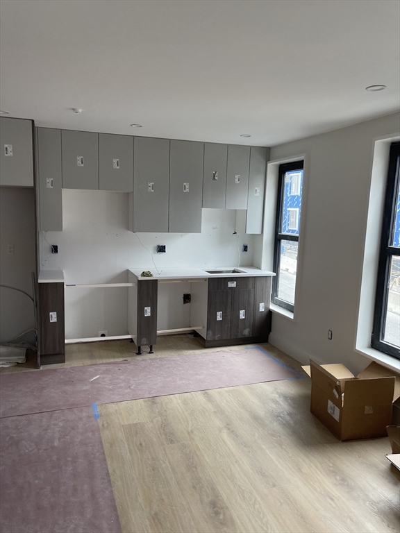 1 bed, 1 bath apartment for rent at 78 Gates St Unit 5, South Boston — photo 5 of 8