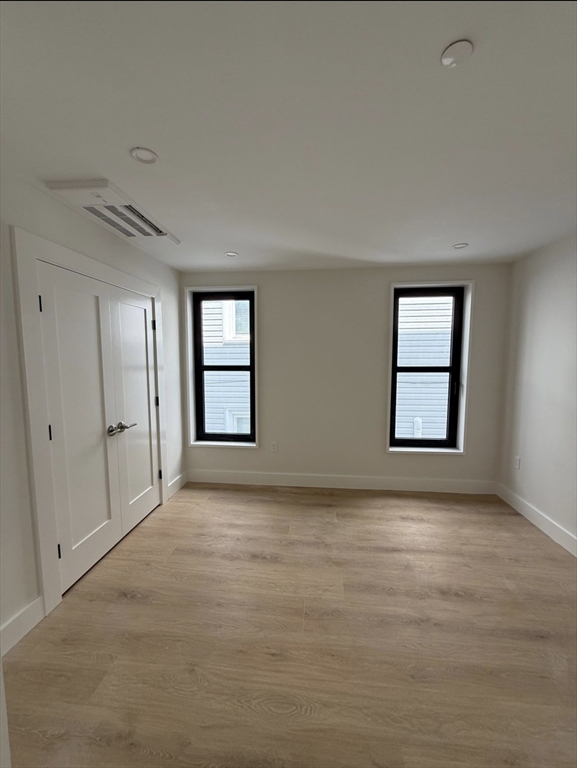 1 bed, 1 bath apartment for rent at 78 Gates Unit 1, South Boston — photo 2 of 5