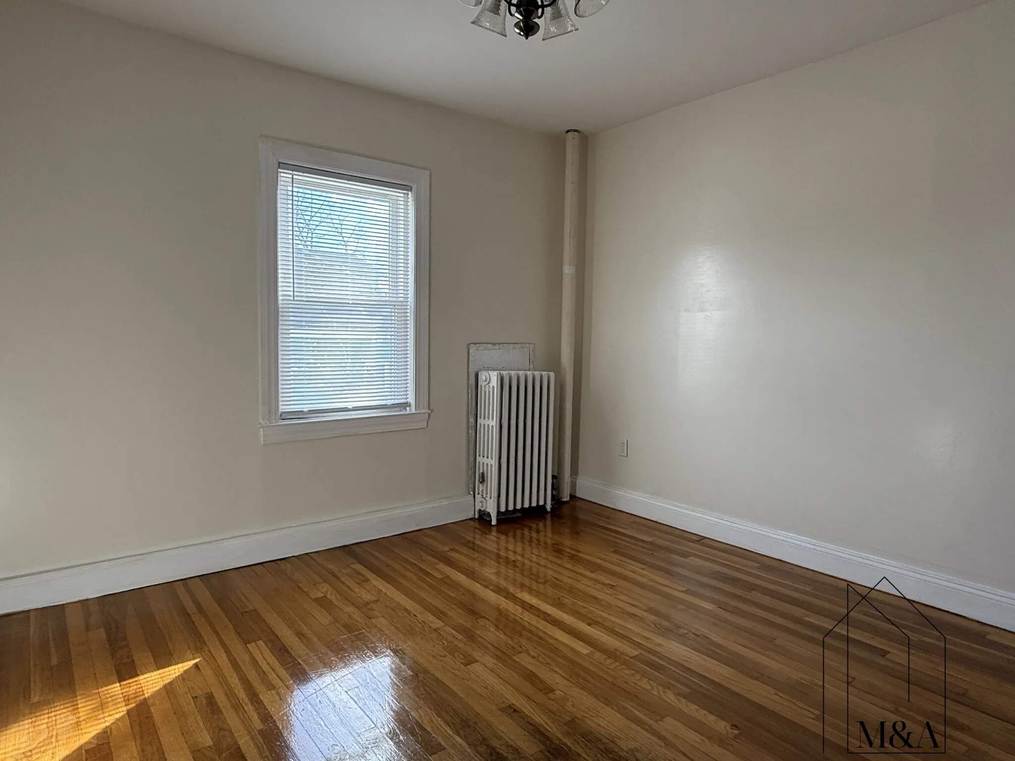 4 bed, 1 bath apartment for rent at 78 Glendower Rd Unit 2, Roslindale — photo 5 of 16