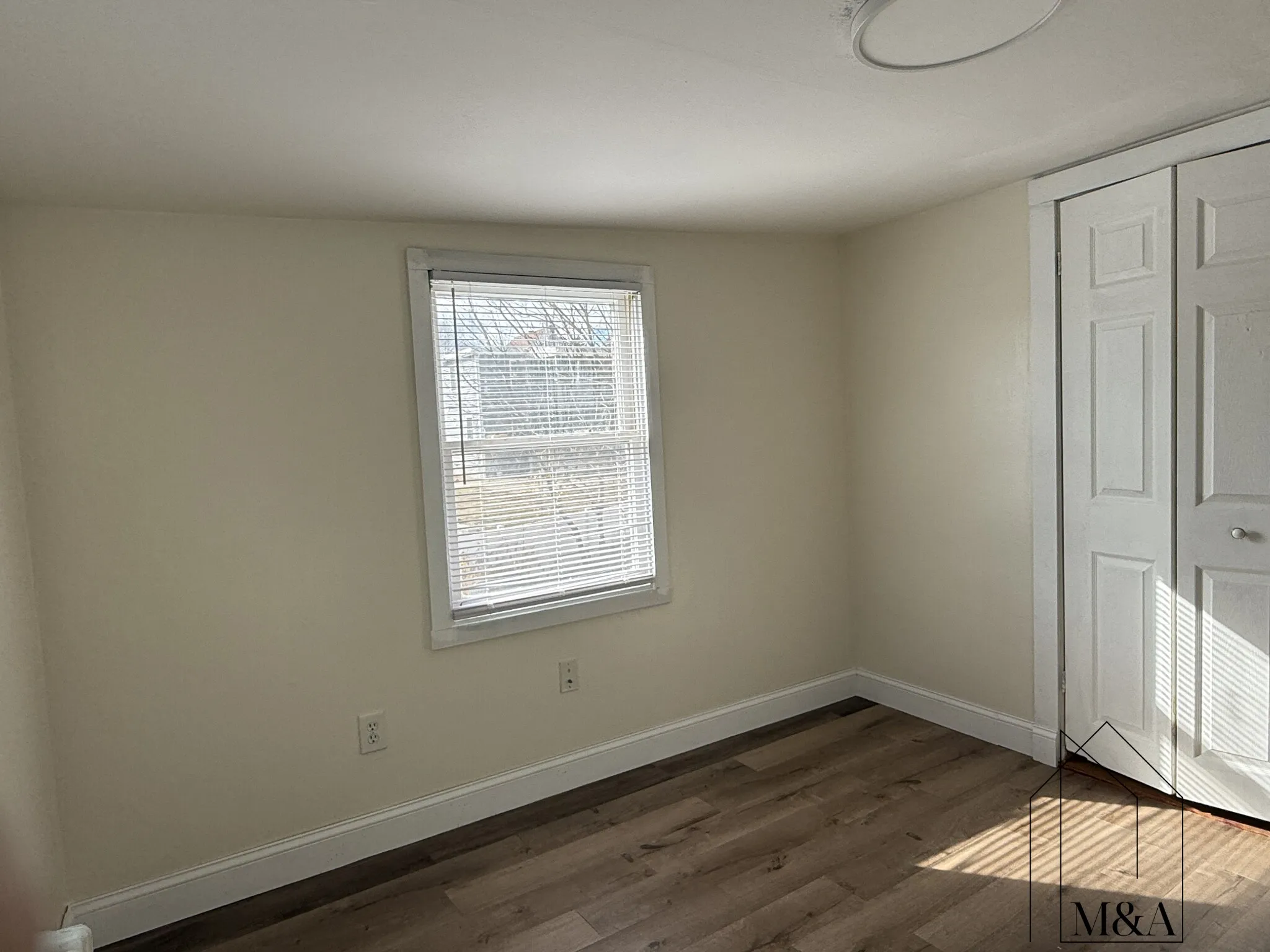 4 bed, 1 bath apartment for rent at 78 Glendower Rd Unit 2, Roslindale — photo 3 of 16