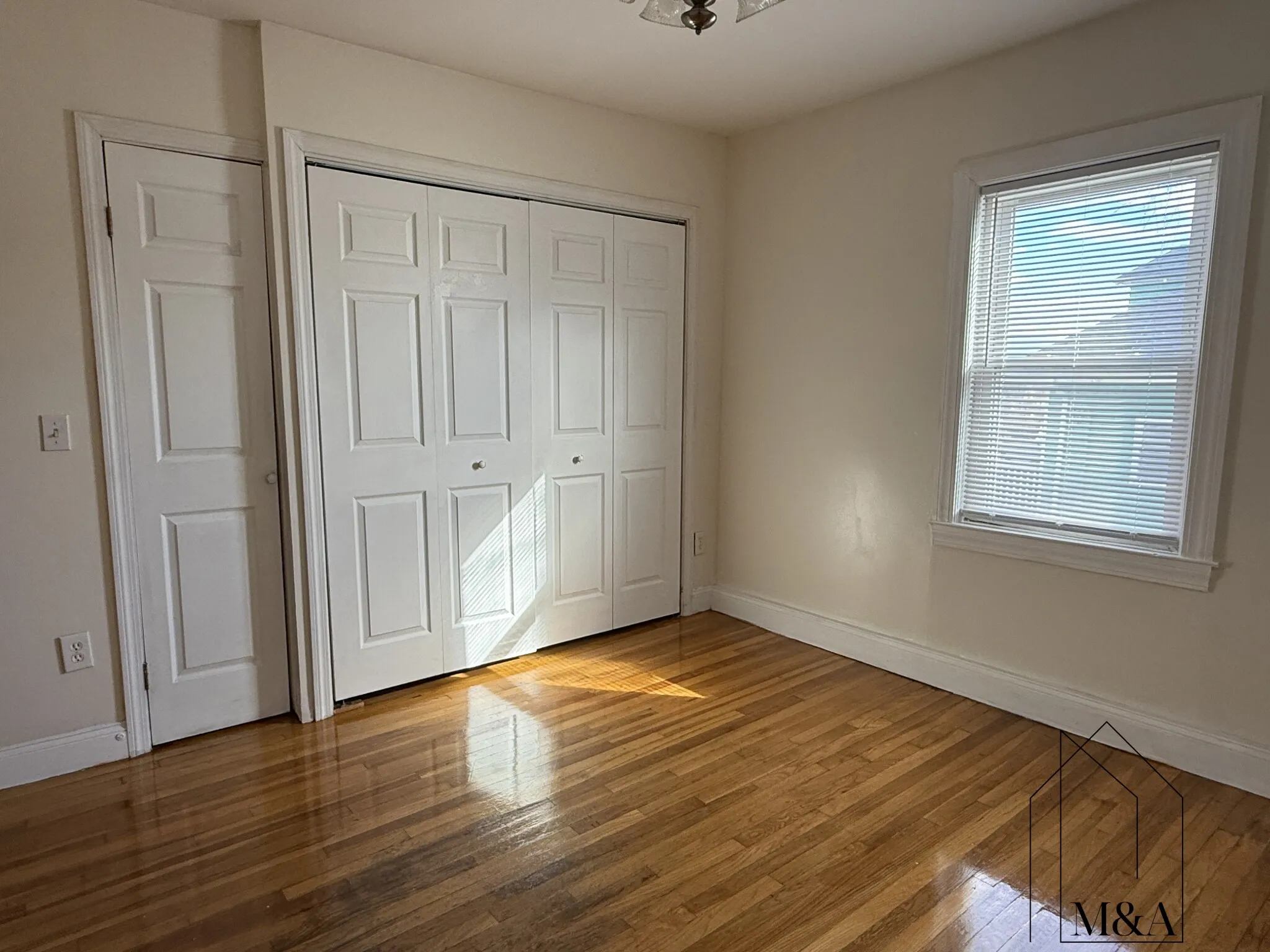 4 bed, 1 bath apartment for rent at 78 Glendower Rd Unit 2, Roslindale — photo 4 of 16