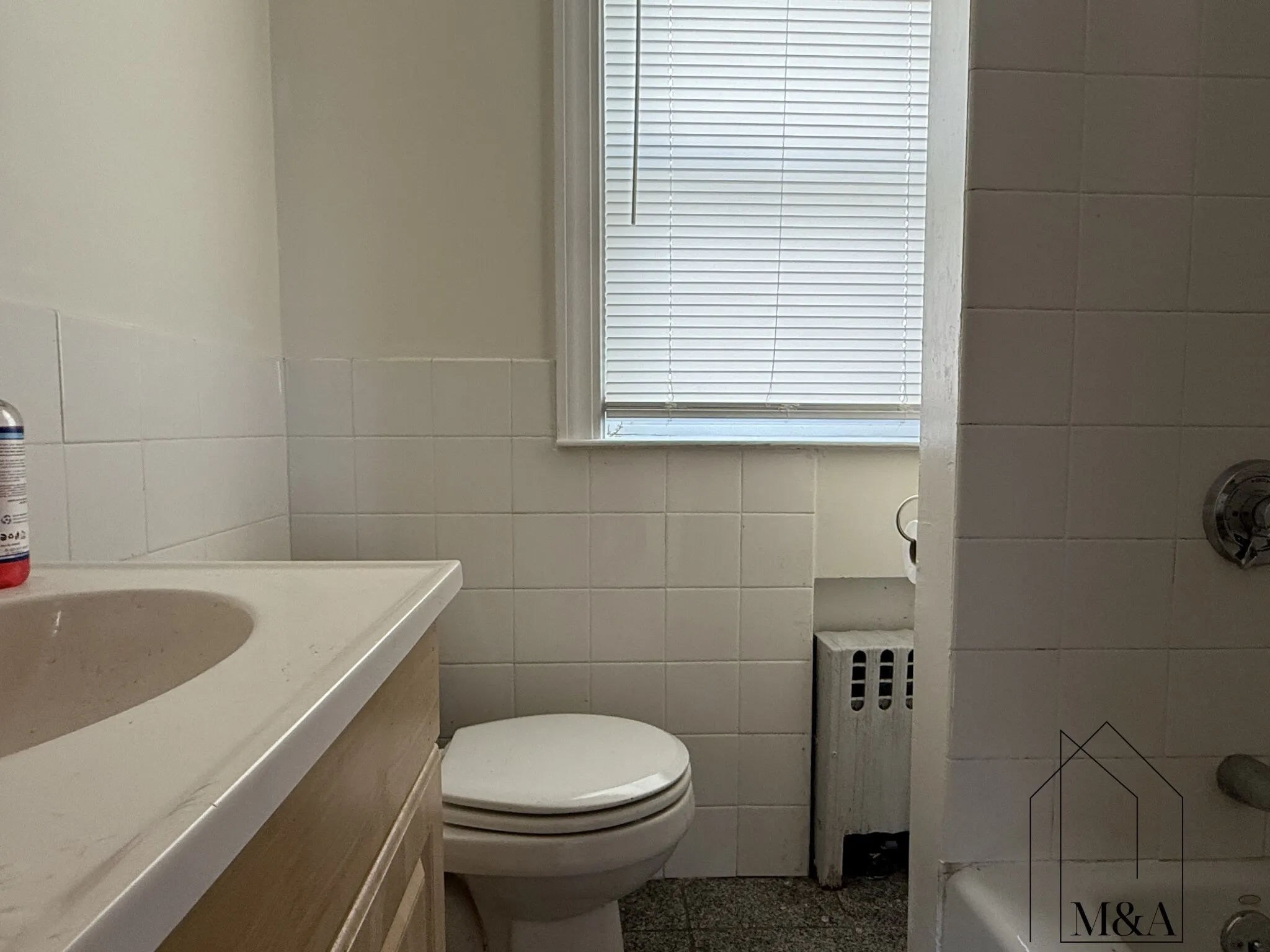 4 bed, 1 bath apartment for rent at 78 Glendower Rd Unit 2, Roslindale — photo 9 of 16