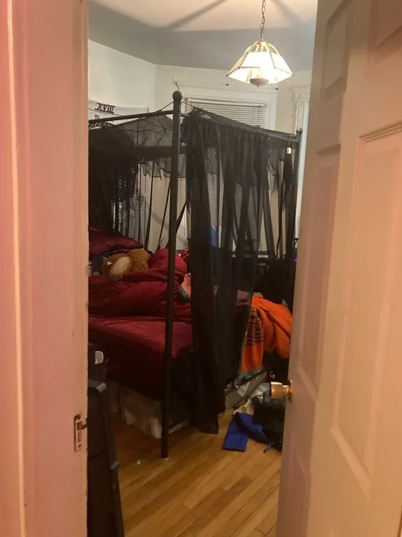 2 bed, 1 bath apartment for rent at 78 Glenville Ave Unit 4, Allston — photo 4 of 12