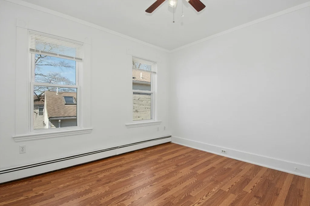 3 bed, 1 bath apartment for rent at 78 Grove St Unit 2, Gloucester — photo 12 of 23