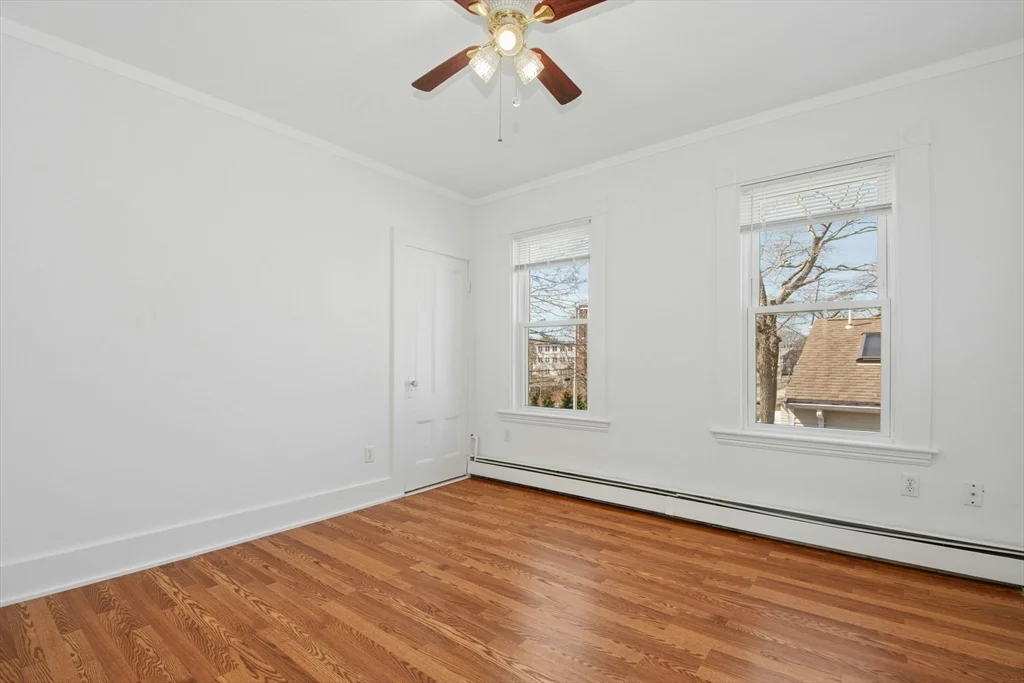 3 bed, 1 bath apartment for rent at 78 Grove St Unit 2, Gloucester — photo 11 of 23