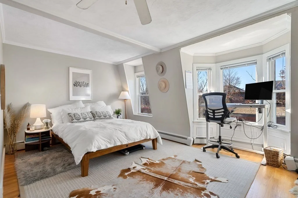 5 bed, 2 bath apartment for rent at 78 H St, Boston — photo 15 of 32