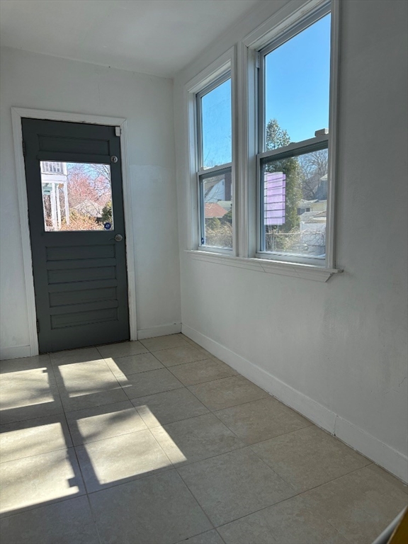 3 bed, 1 bath apartment for rent at 78 Harriet St Unit 1, Brighton — photo 12 of 22