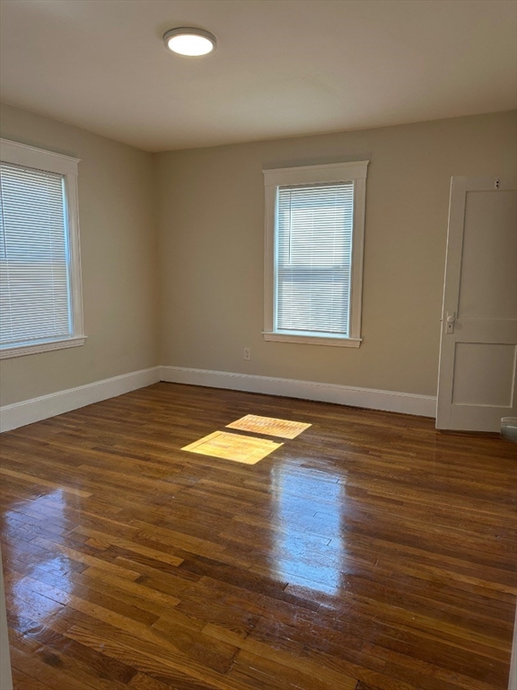3 bed, 1 bath apartment for rent at 78 Harriet St Unit 1, Brighton — photo 4 of 22