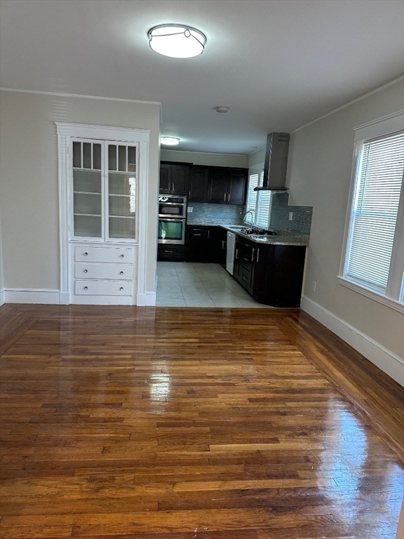 3 bed, 1 bath apartment for rent at 78 Harriet St Unit 1, Brighton — photo 1 of 22