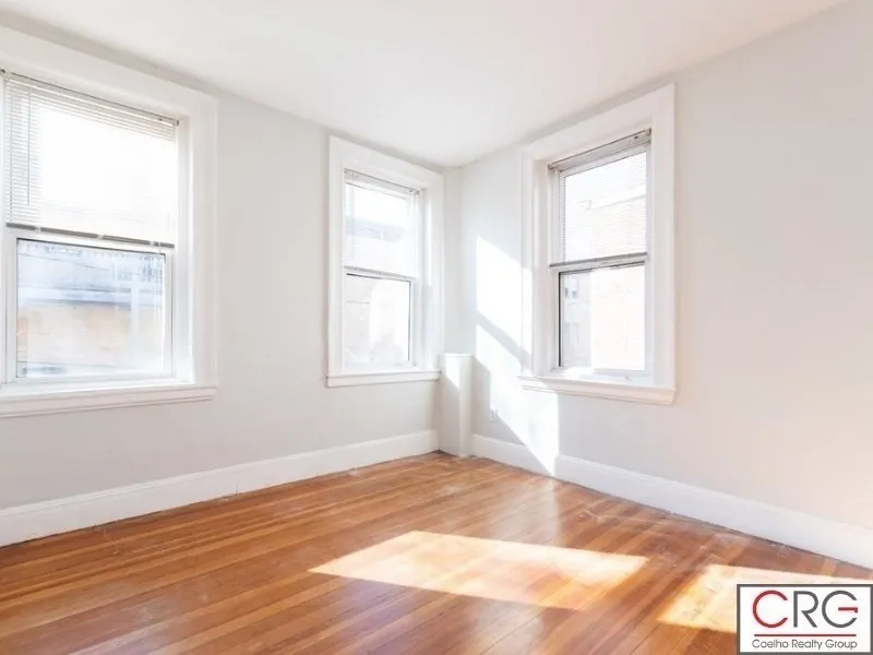 2 bed, 1 bath apartment for rent at 78 Harvard Ave Unit 2, Harvard Avenue — photo 18 of 23