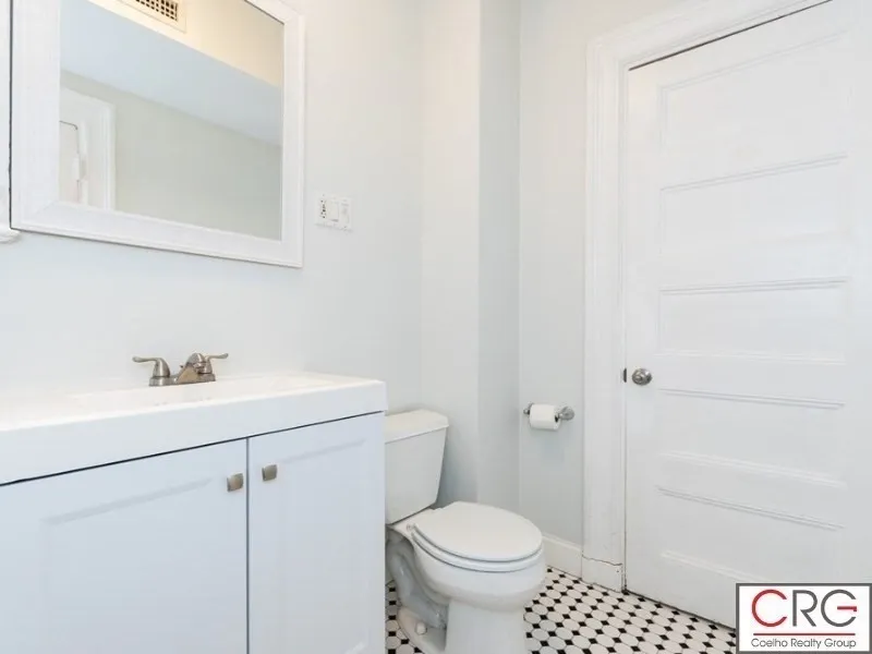 2 bed, 1 bath apartment for rent at 78 Harvard Ave Unit 2, Harvard Avenue — photo 16 of 23
