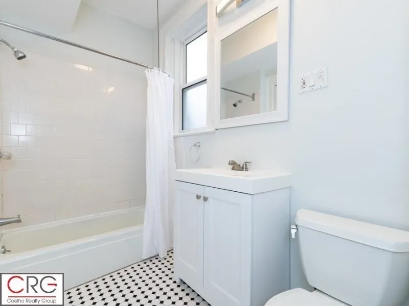 2 bed, 1 bath apartment for rent at 78 Harvard Ave Unit 2, Harvard Avenue — photo 15 of 23