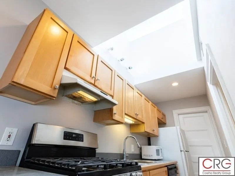2 bed, 1 bath apartment for rent at 78 Harvard Ave Unit 2, Harvard Avenue — photo 9 of 23
