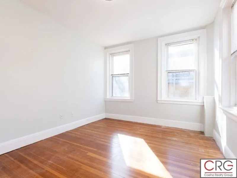 2 bed, 1 bath apartment for rent at 78 Harvard Ave Unit 2, Harvard Avenue — photo 17 of 23
