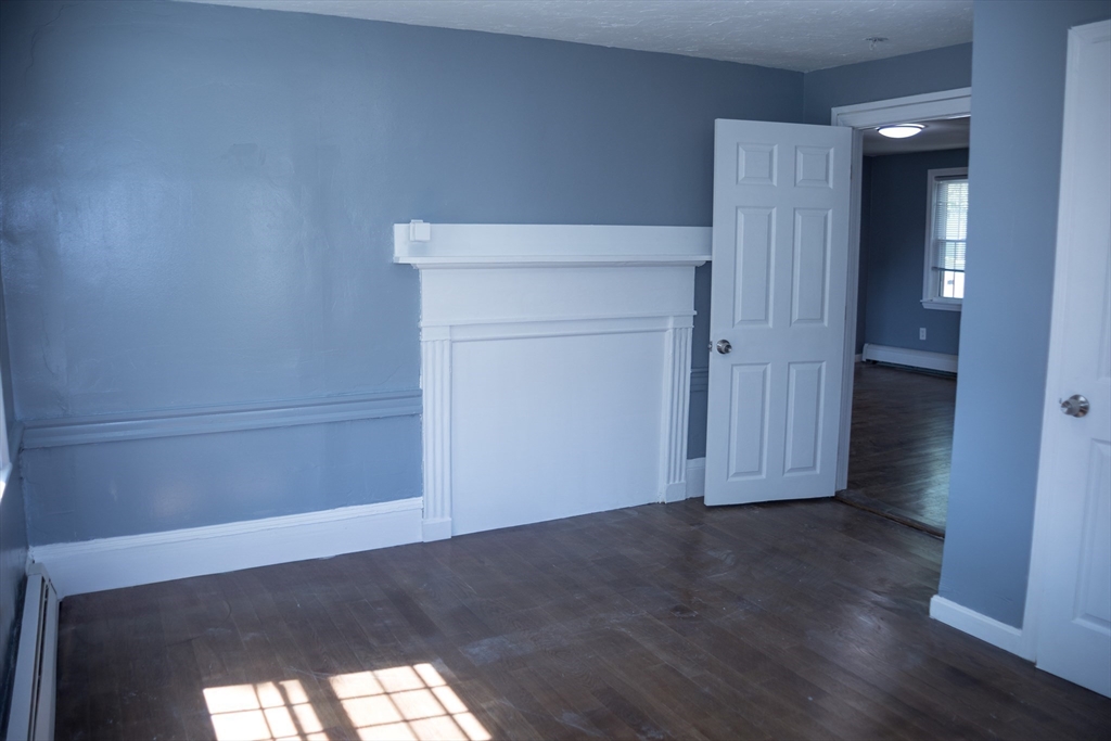 4 bed, 1 bath apartment for rent at 78 High St Unit A, Randolph — photo 8 of 12