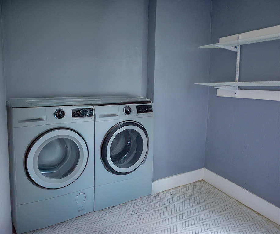 4 bed, 1 bath apartment for rent at 78 High St Unit A, Randolph — photo 12 of 12
