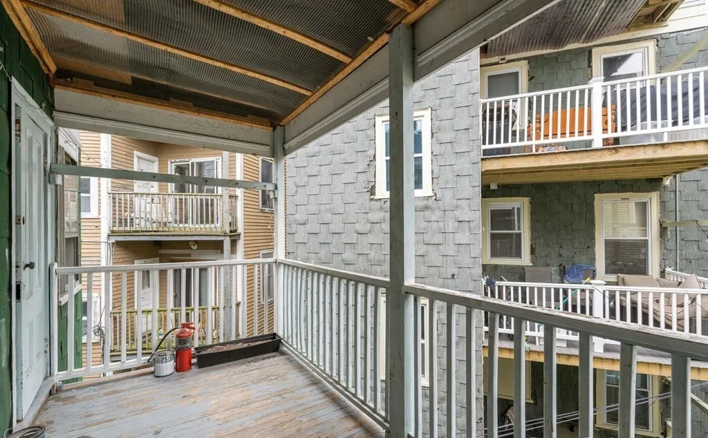 4 bed, 1 bath apartment for rent at 78 Hillside St Unit 3, Boston — photo 11 of 14