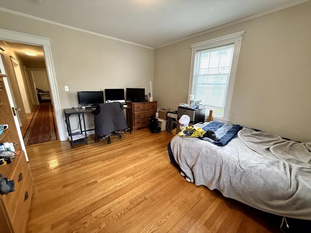 3 bed, 1 bath apartment for rent at 78 Hunnewell Ave Unit 1, Brighton — photo 9 of 22