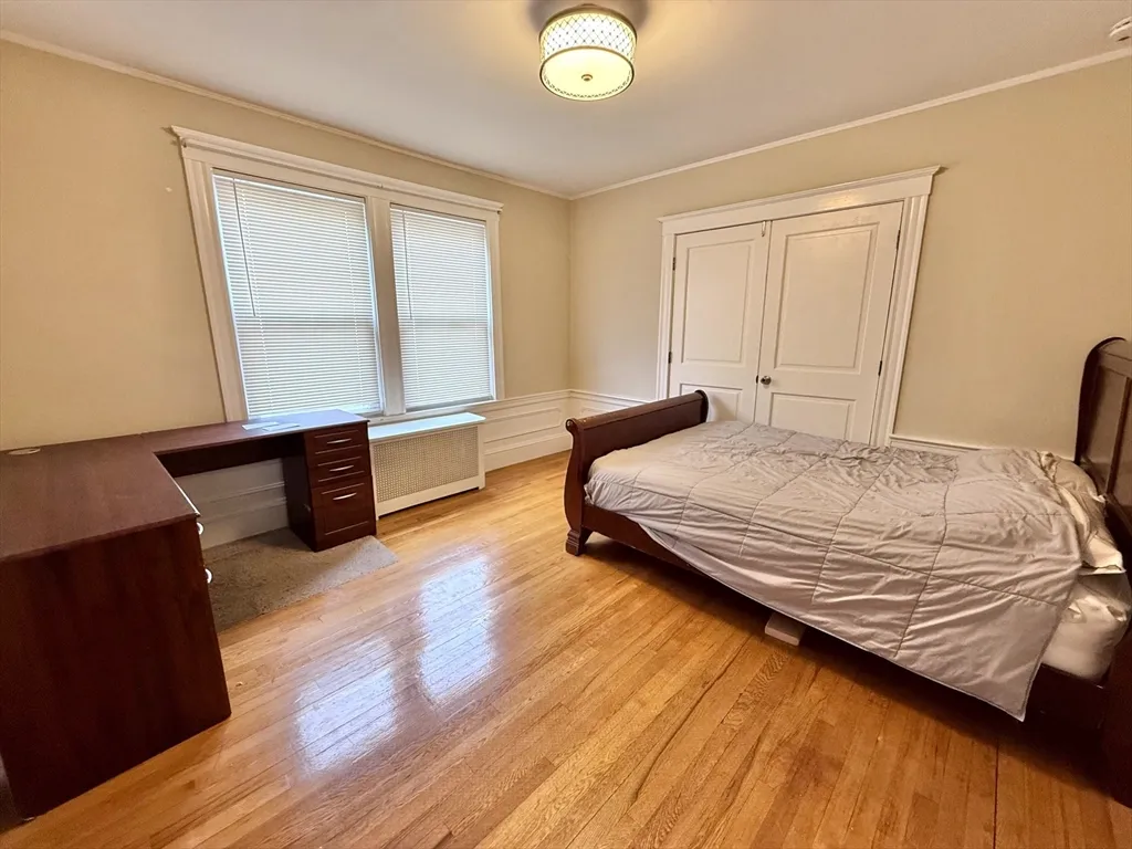 3 bed, 1 bath apartment for rent at 78 Hunnewell Ave Unit 1, Brighton — photo 7 of 22