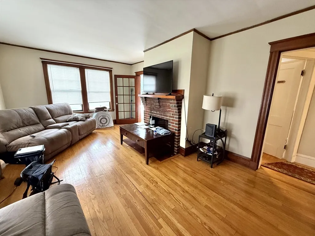 3 bed, 1 bath apartment for rent at 78 Hunnewell Ave Unit 1, Brighton — photo 12 of 22