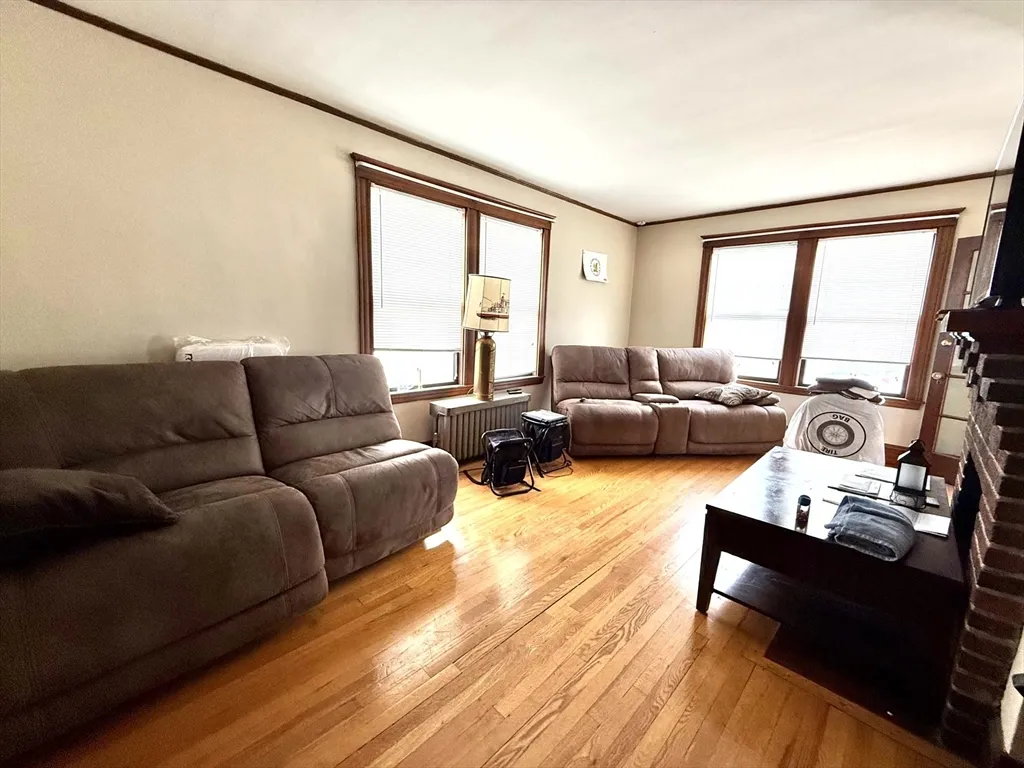 3 bed, 1 bath apartment for rent at 78 Hunnewell Ave Unit 1, Brighton — photo 11 of 22