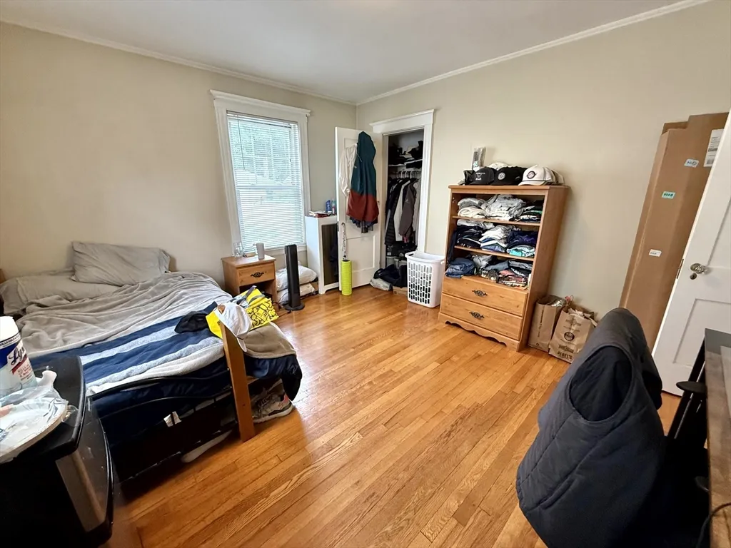 3 bed, 1 bath apartment for rent at 78 Hunnewell Ave Unit 1, Brighton — photo 10 of 22