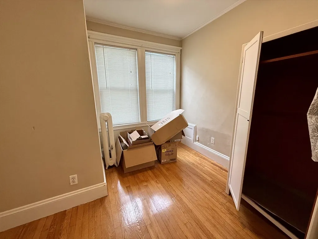 3 bed, 1 bath apartment for rent at 78 Hunnewell Ave Unit 1, Brighton — photo 15 of 22