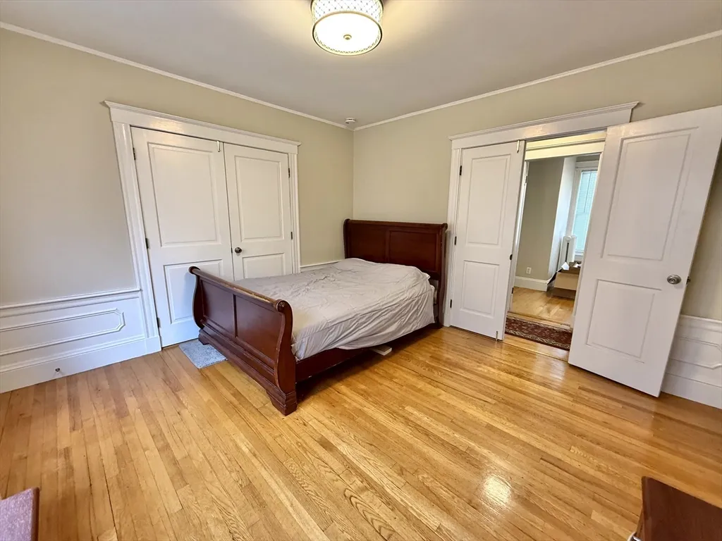 3 bed, 1 bath apartment for rent at 78 Hunnewell Ave Unit 1, Brighton — photo 5 of 22
