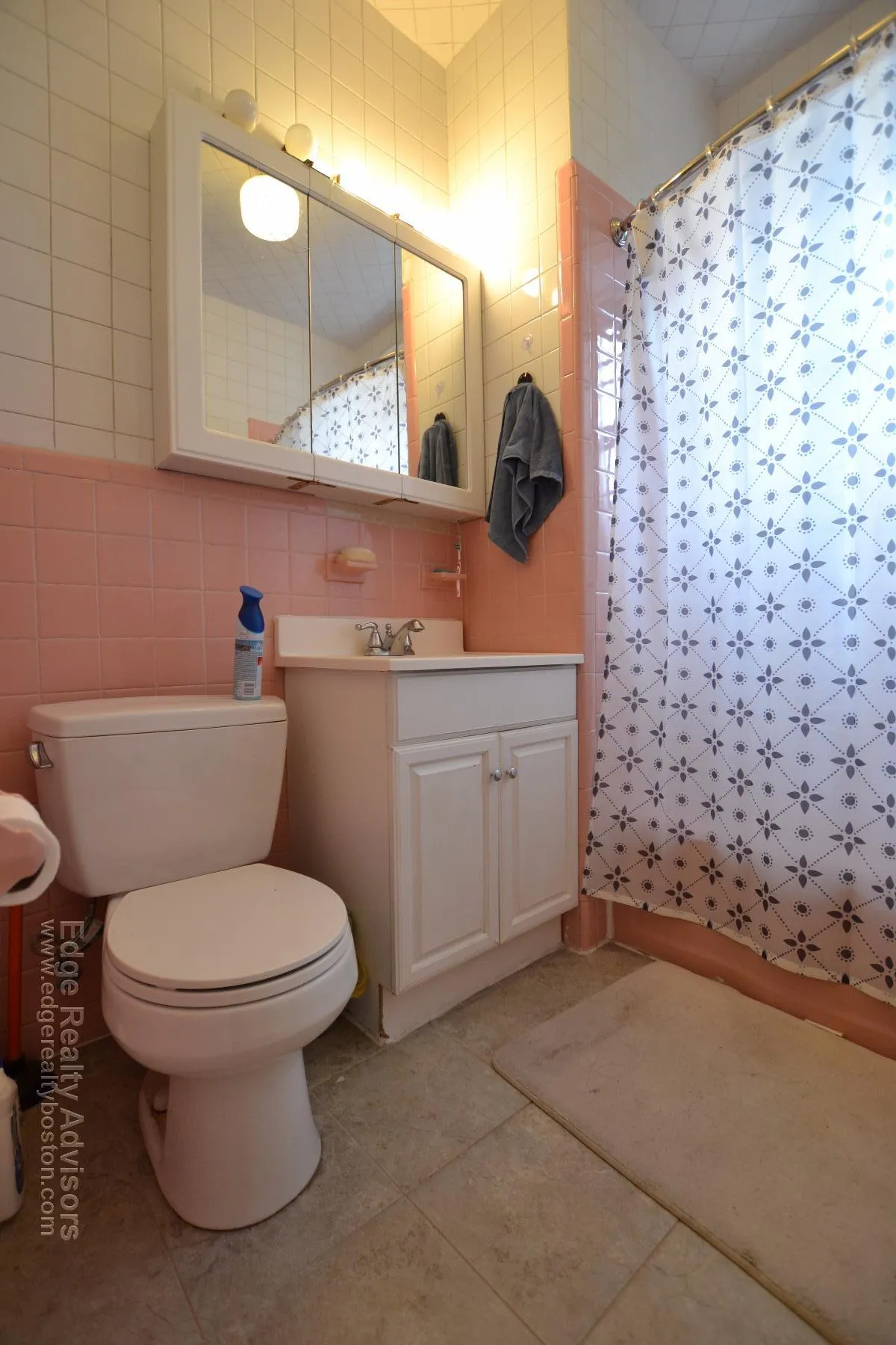 3 bed, 1 bath apartment for rent at 78 Kilsyth Rd Unit 8, Brighton — photo 10 of 13