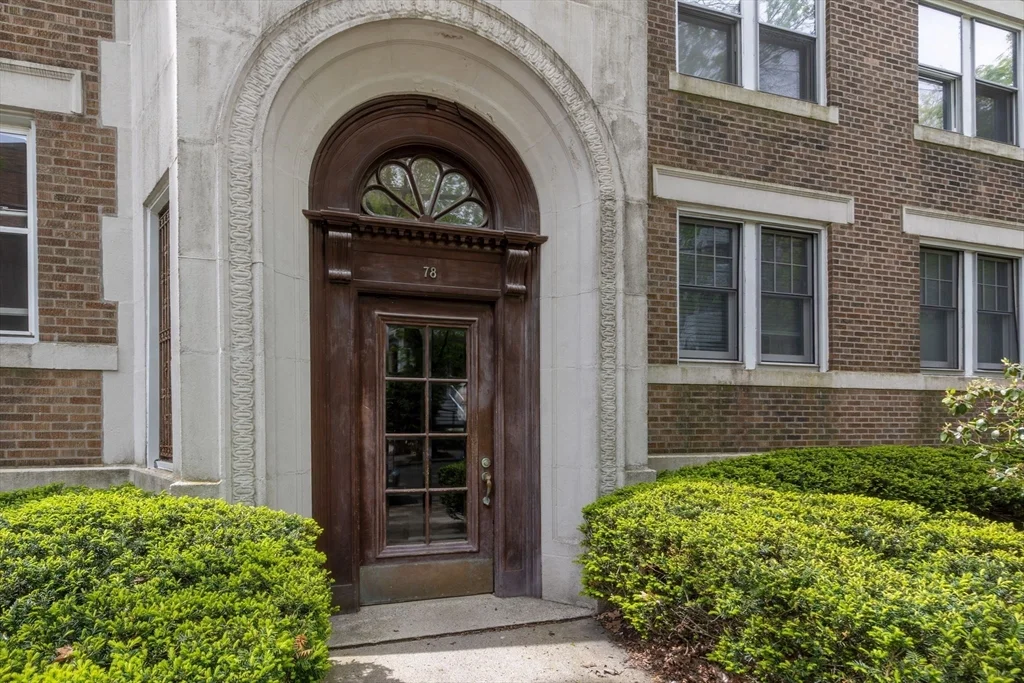 1 bed, 1 bath apartment for rent at 78 Kilsyth Unit 1, Brighton — photo 10 of 14