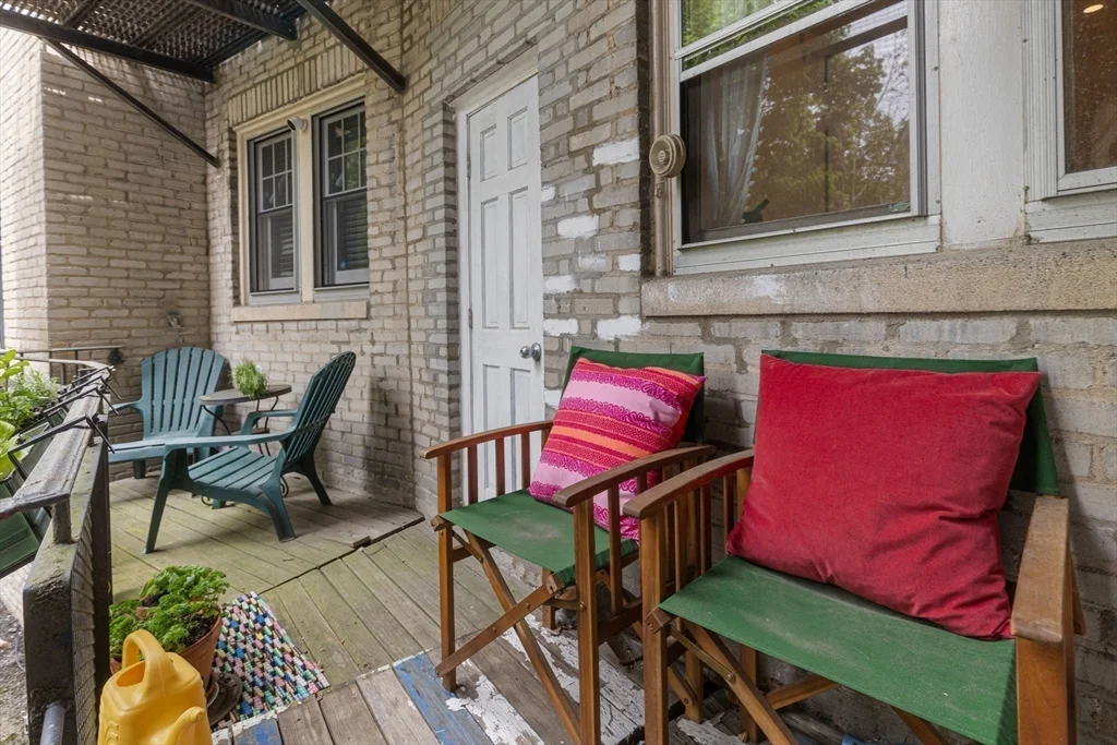 1 bed, 1 bath apartment for rent at 78 Kilsyth Unit 1, Brighton — photo 13 of 14