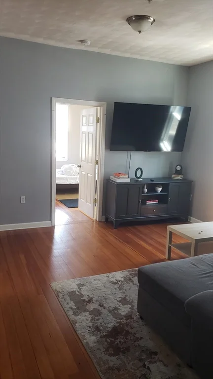 2 bed, 1 bath apartment for rent at 78 Main Unit 2, Everett — photo 3 of 12