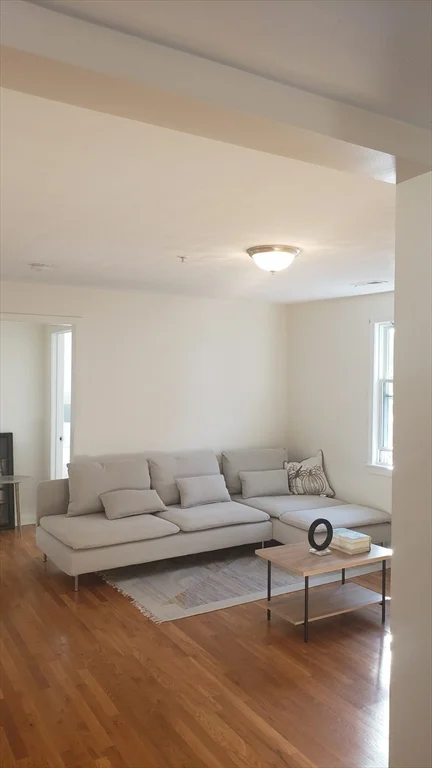 3 bed, 1 bath apartment for rent at 78 Main Unit 3, Everett