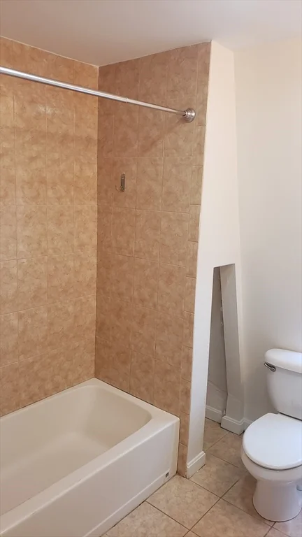 3 bed, 1 bath apartment for rent at 78 Main Unit 3, Everett — photo 6 of 11